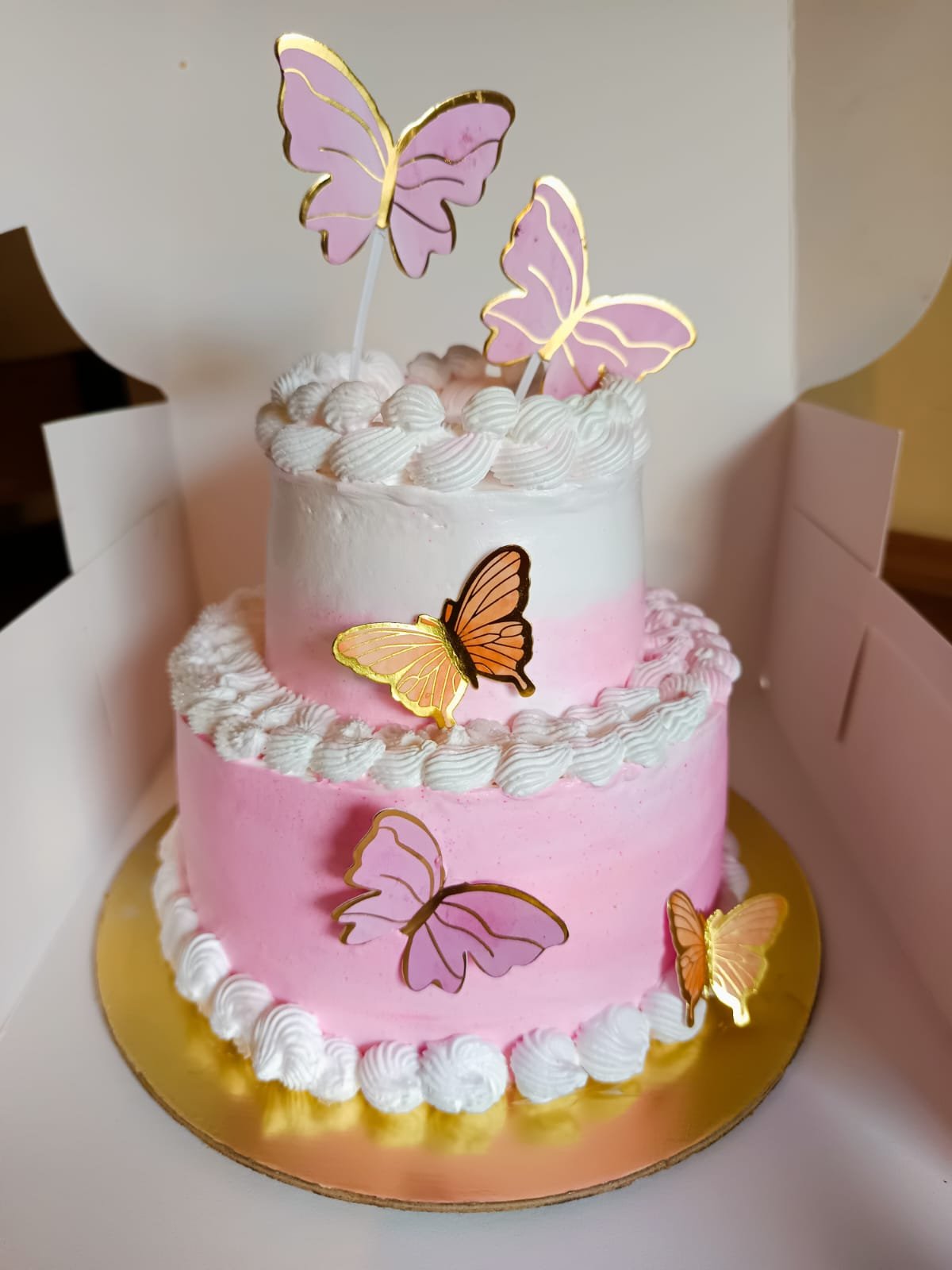 Freshly decorated cake